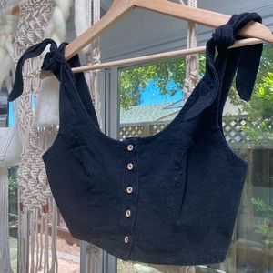 KENDALL & KYLIE black crop top with buttons